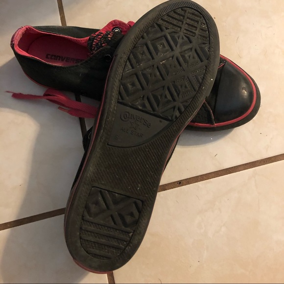 Converse - Picture 2 of 2